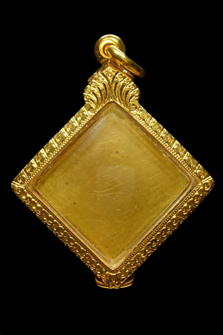 RYU_0381 copy.JPG - เหรียญพรหมสี่หน้า อ.เฮง ไพรวัลย์ จ. พระนครศรีอยุธยา เนื้อทองคำ ( หายากมาก ) สร้างปี 2472 เหรียญที่ 1 | https://soonpraratchada.com